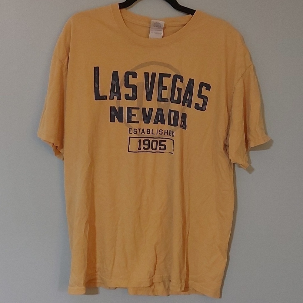 2/$10 LAS VEGAS tshirt yellow! Xl